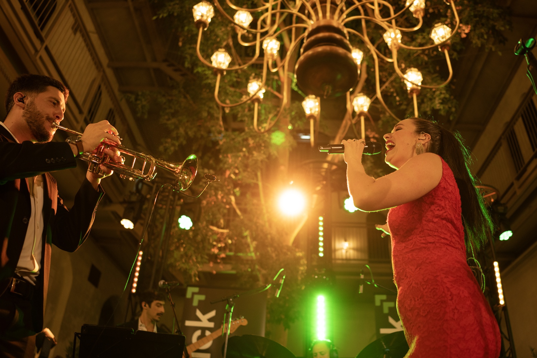 Benga Band live op het bedrijfsfeest van Sedgwick in Rotterdam (2)