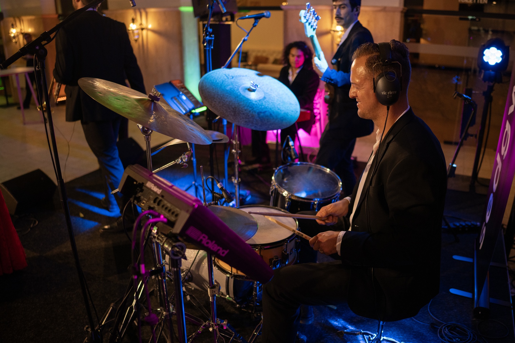 Benga Band live op het bedrijfsfeest van Sedgwick in Rotterdam (10)